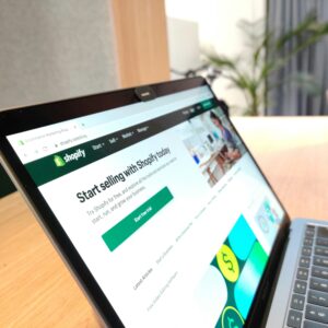 Shopify ecommerce online store platform